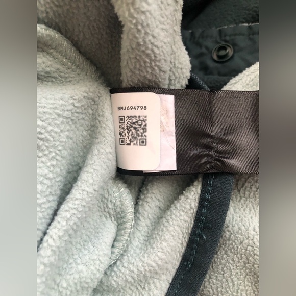 Northface Women’s Blue Green Sweatshirt 1/4 Snap Size XL - Picture 11 of 12